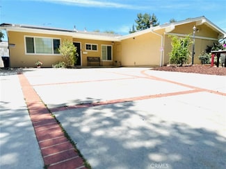 23395 Schoolcraft St, West Hills, CA 91307