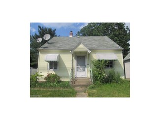153 Oakwood St, Barberton, OH 44203