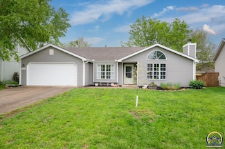 2732 S Bluestem Ct, Lawrence, KS 66047