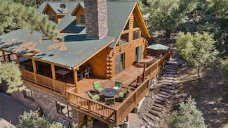 1613 Freeman Dr, Pine Mountain Club, CA 93222