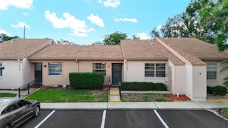 1041 Bowsprit Ln, Holiday, FL 34691