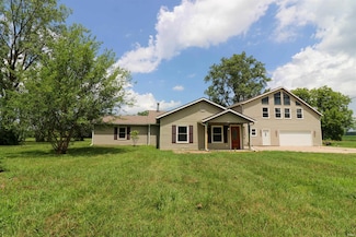 2510 E Ashcraft St, Eaton, IN 47338