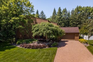 300 Urban St, Rothschild, WI 54474