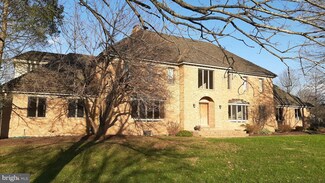 100 Colfax Rd, Skillman, NJ 08558
