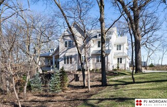 7110 Silver Creek Cir, Omaha, NE 68152