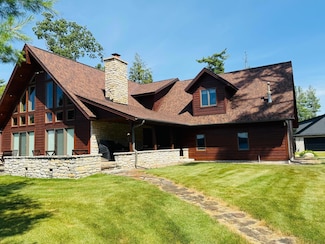 N12016 Pine Ln, Elcho, WI 54428