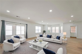 3649 Peachtree Rd NE Unit 305, Atlanta, GA 30319