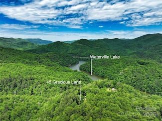 45 Gracious Ln, Waynesville, NC 28785