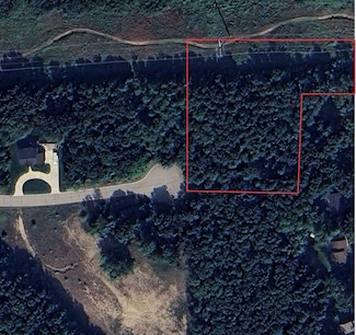 23 Grand Summit Dr, Tyrone Township, MI 48430