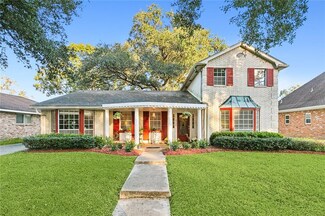 2756 Hudson Place, New Orleans, LA 70131