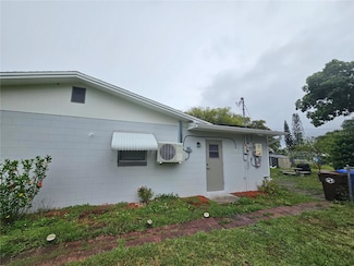 703 Phillip St, Kissimmee, FL 34741