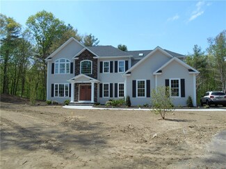 60 Spencers Grant Dr, East Greenwich, RI 02818