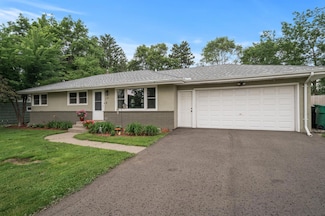 179 County Road F W, Saint Paul, MN 55126