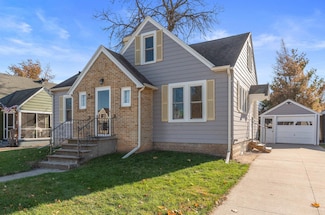 304 E 11th St, Fond Du Lac, WI 54935