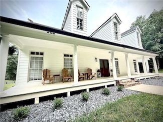 128 Golden Hills Dr, Woodstock, GA 30189