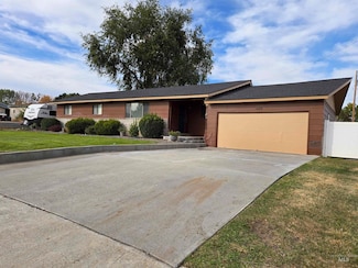 1439 Hunter Ln, Ontario, OR 97914