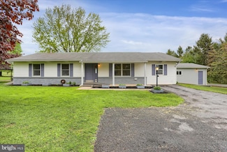 61 Pine St, Morrisdale, PA 16858