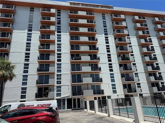 2075 NE 164th St Unit 105, North Miami Beach, FL 33162