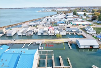 425-429 Anderson Annex, Sandusky, OH 44870