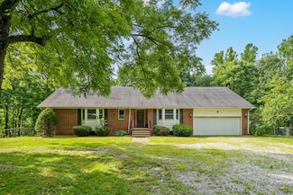 5854 E Sumac Ln, Springfield, MO 65809
