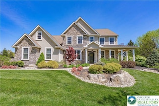 232 Cobblestone Ln, Bethlehem, PA 18020