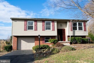 2 N Scenic Dr, Elysburg, PA 17824