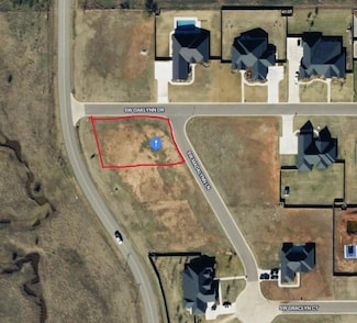 601 SW Madalynn Ln, Lawton, OK 73505