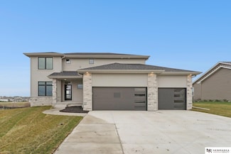 11653 S 119th St, Papillion, NE 68046