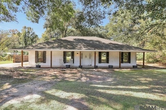 11205 Lazy Lake Dr, Baton Rouge, LA 70818