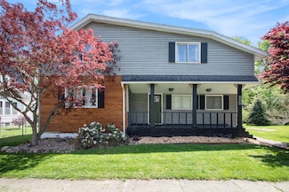 111 W 4th St, Buchanan, MI 49107