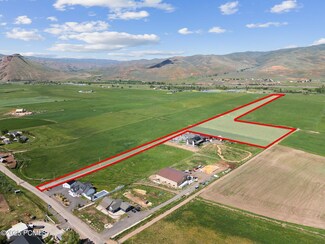 1450 W Henefer Rd, Henefer, UT 84033
