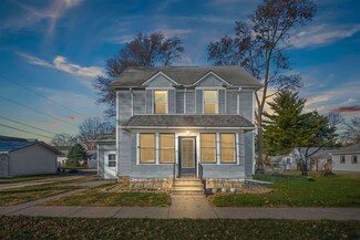 117 7th St NE, Waverly, IA 50677