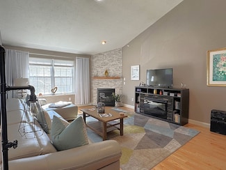 7 Stevens Ct Unit 7, Atkinson, NH 03811