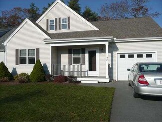 27 Bisbee Dr, Rochester, MA 02770