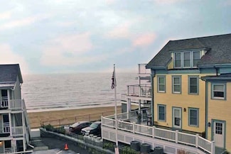81 Main St Unit 4, Rockport, MA 01966