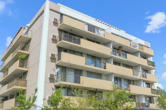799 Dahlia St Unit 201, Denver, CO 80220