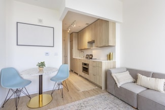 545 Vanderbilt Ave Unit 12-A, Brooklyn, NY 11238