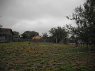 1856 Gladiola Ln, Laredo, TX 78046