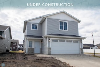 6705 Meadow View Dr S, Fargo, ND 58104