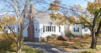 12 Rainbow Rd, Peabody, MA 01960