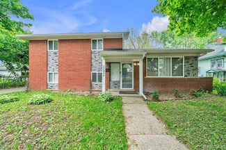 22844 Liscomb Ave, Eastpointe, MI 48021