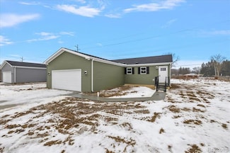 4426 Maple Leaf Trail, Flint, MI 48506