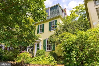 848 Carpenter Ln, Philadelphia, PA 19119