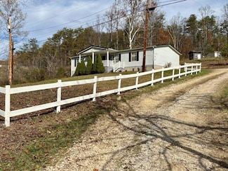 472 Big Sandy Rd, Left Hand, WV 25251
