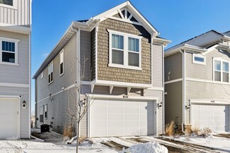8152 Arrowwood Ln N, Osseo, MN 55369