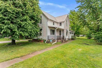 207 N Ellis St, Keota, IA 52248