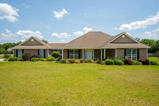 98 Oak Forrest Dr, Adel, GA 31620