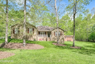 131 Chickasaw Dr, Crossville, TN 38572