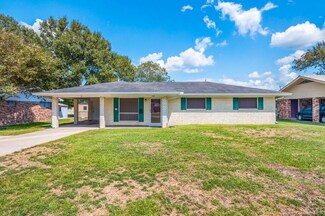 318 E Norwood Dr, Jennings, LA 70546