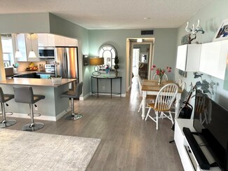 124 Camden F Unit 124, West Palm Beach, FL 33417